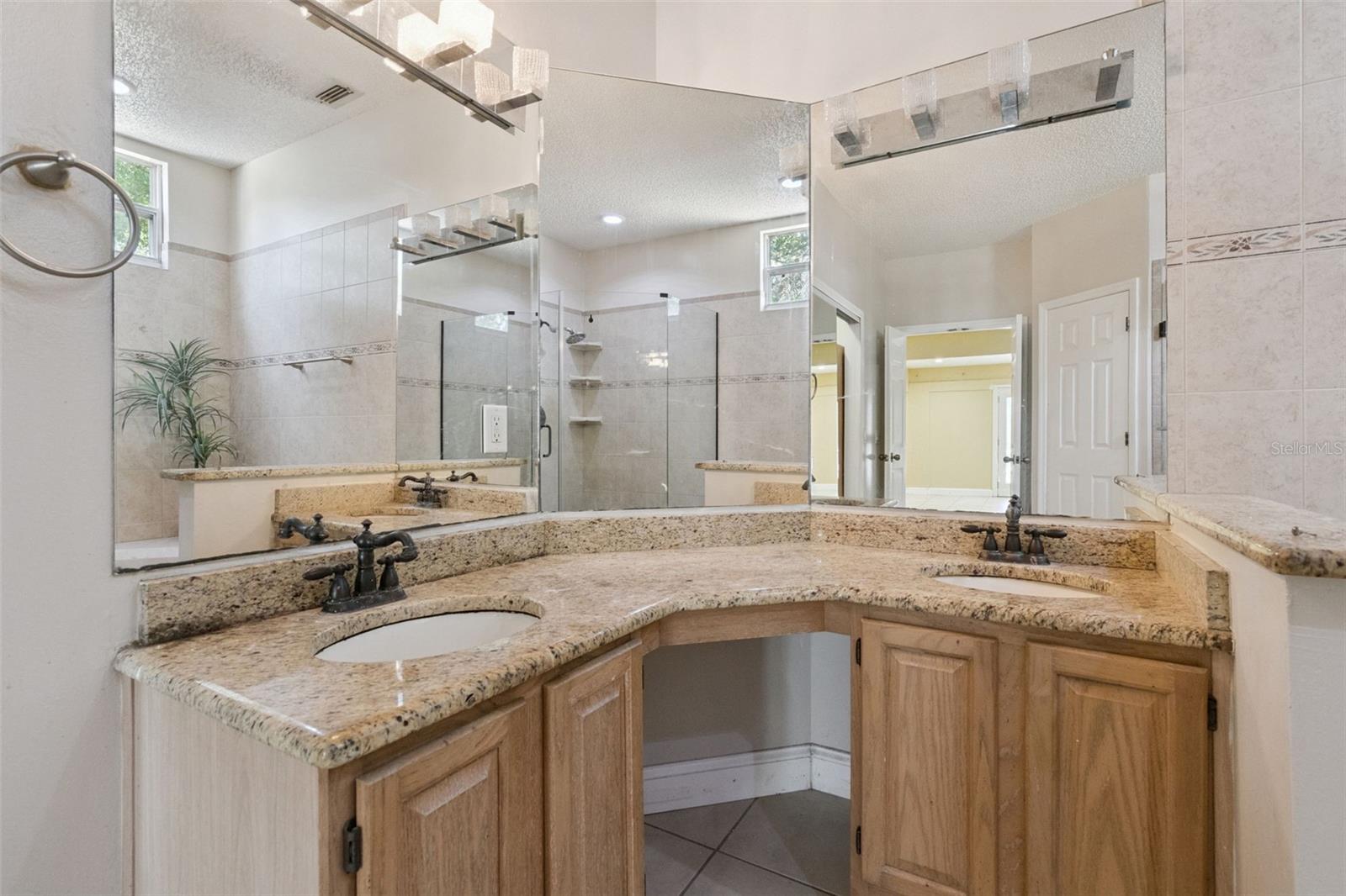 Image 28 of 55 For 2611 Tilton Court