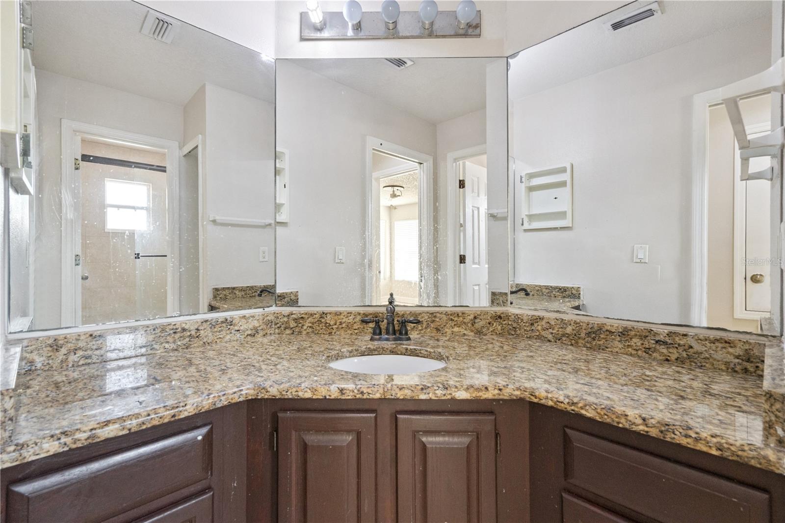 Image 34 of 55 For 2611 Tilton Court