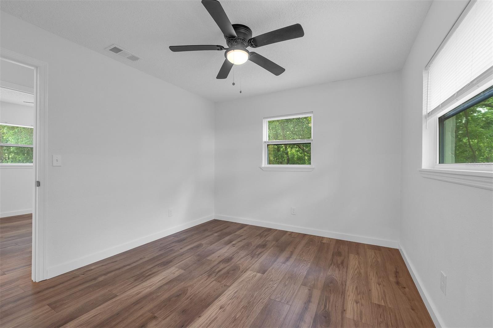 Image 15 of 30 For 7933 Arabian Place