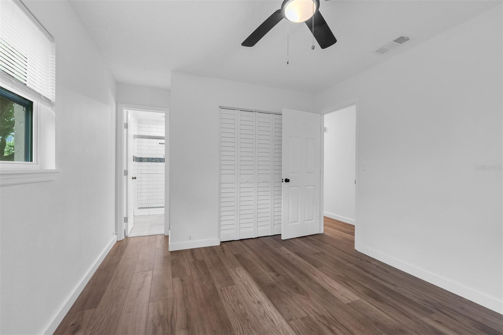 Image 16 of 30 For 7933 Arabian Place