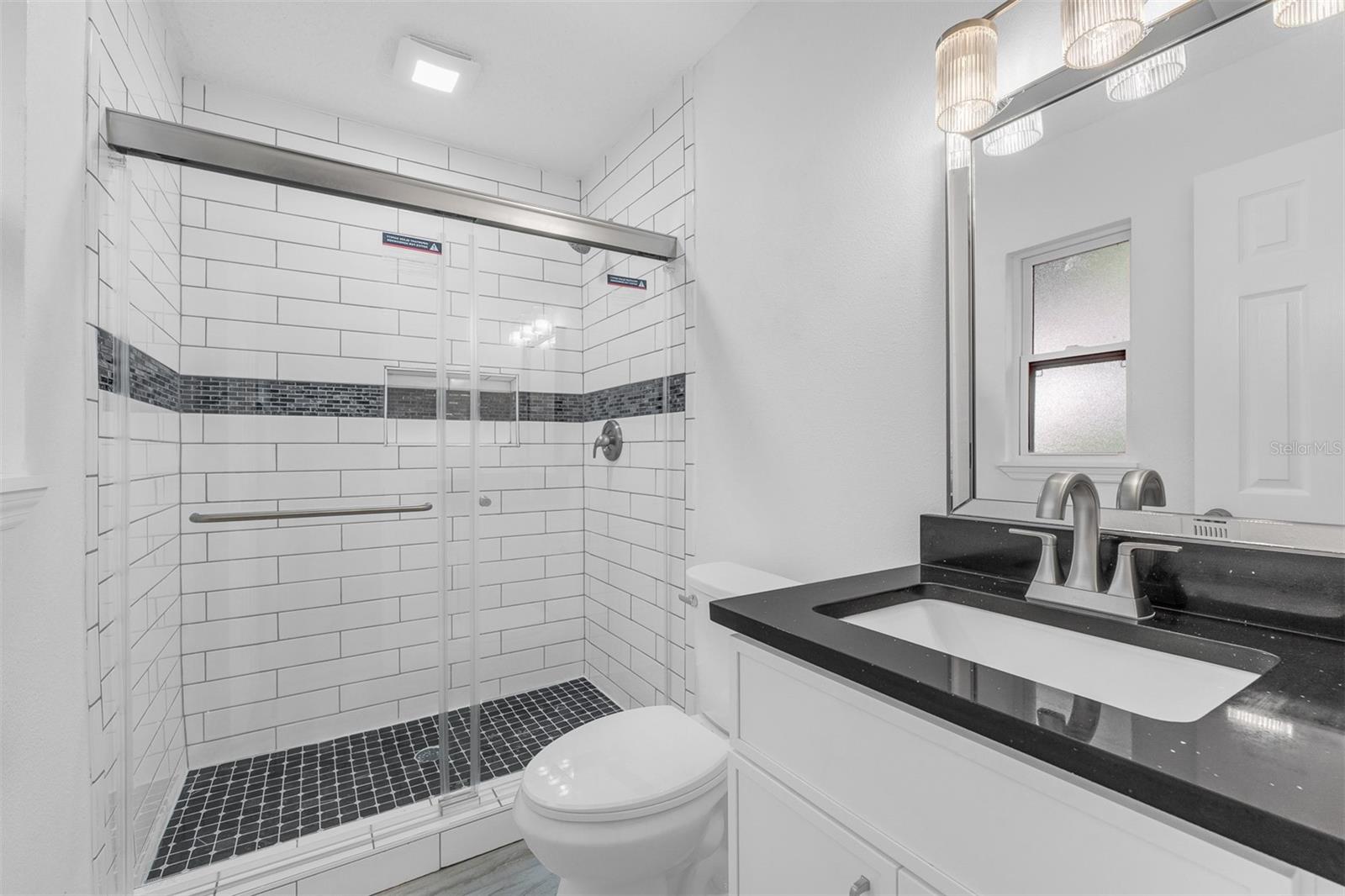 Image 17 of 30 For 7933 Arabian Place