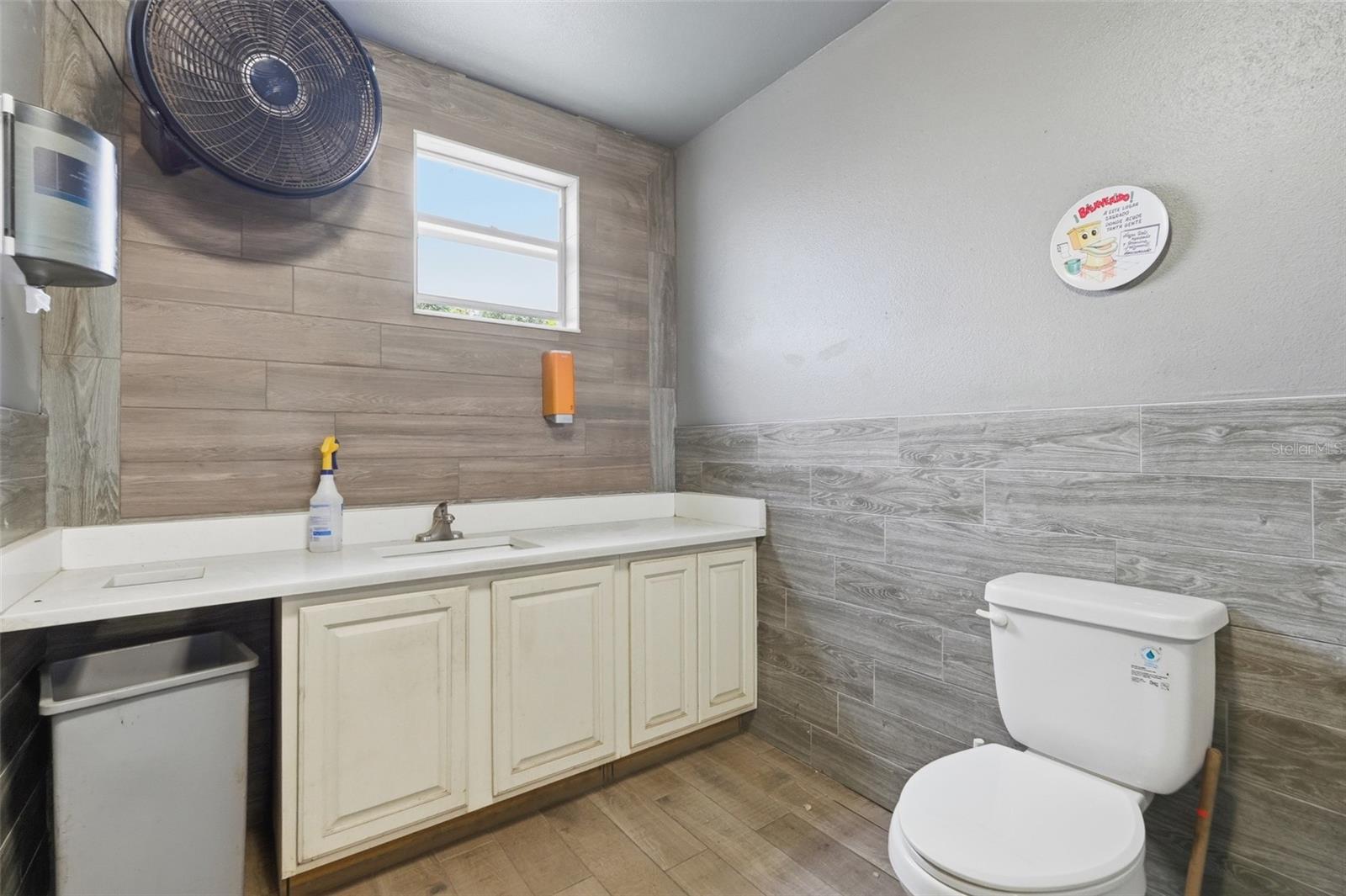 Image 12 of 20 For 6512 Old Cheney Highway