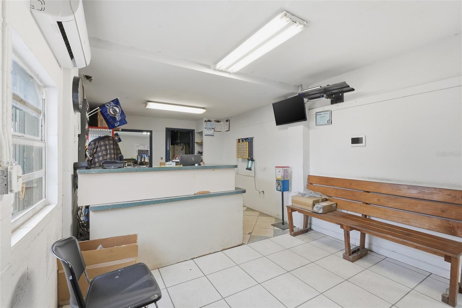 Image 3 of 20 For 6512 Old Cheney Highway