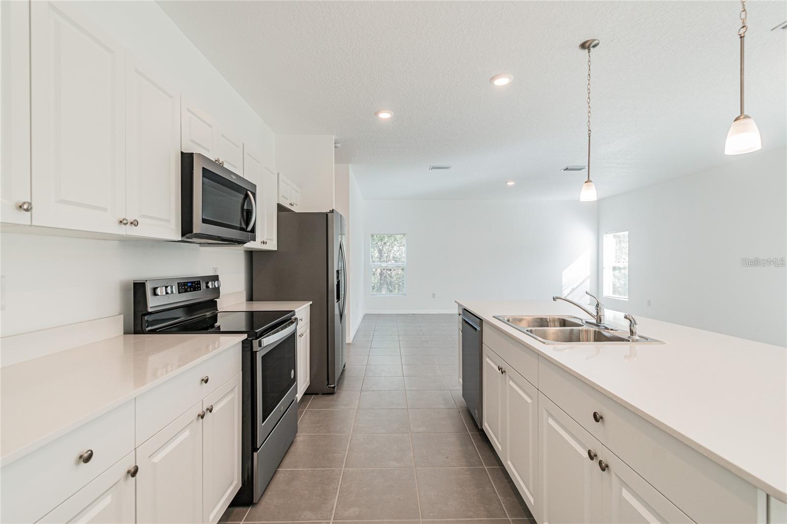 Image 12 of 30 For 889 Serenade Street Nw