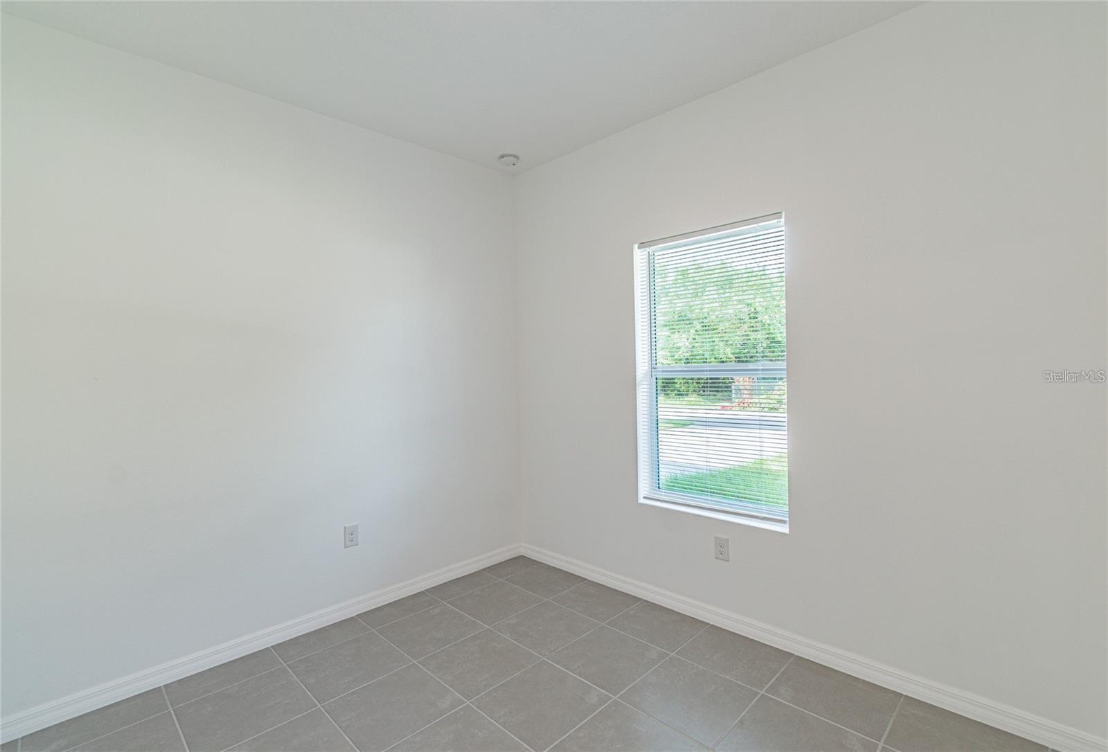 Image 18 of 30 For 889 Serenade Street Nw