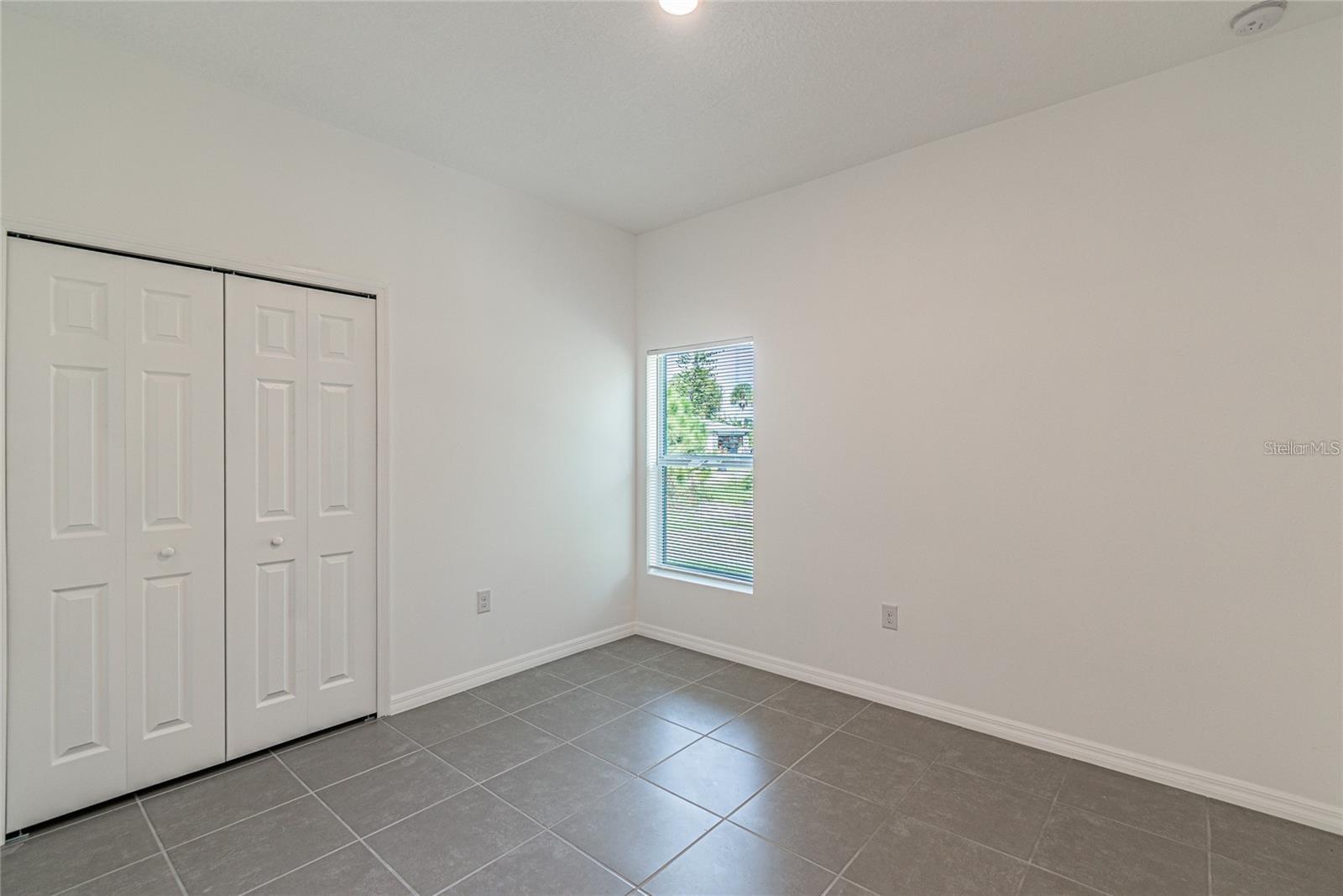 Image 22 of 30 For 889 Serenade Street Nw