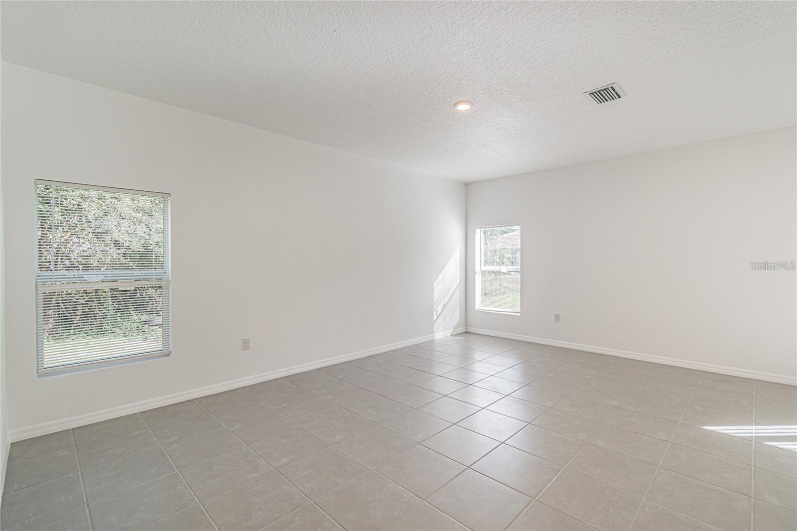 Image 25 of 30 For 889 Serenade Street Nw