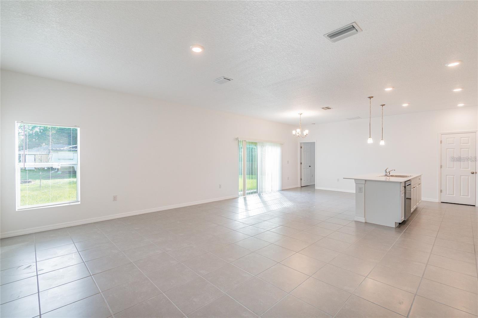 Image 27 of 30 For 889 Serenade Street Nw