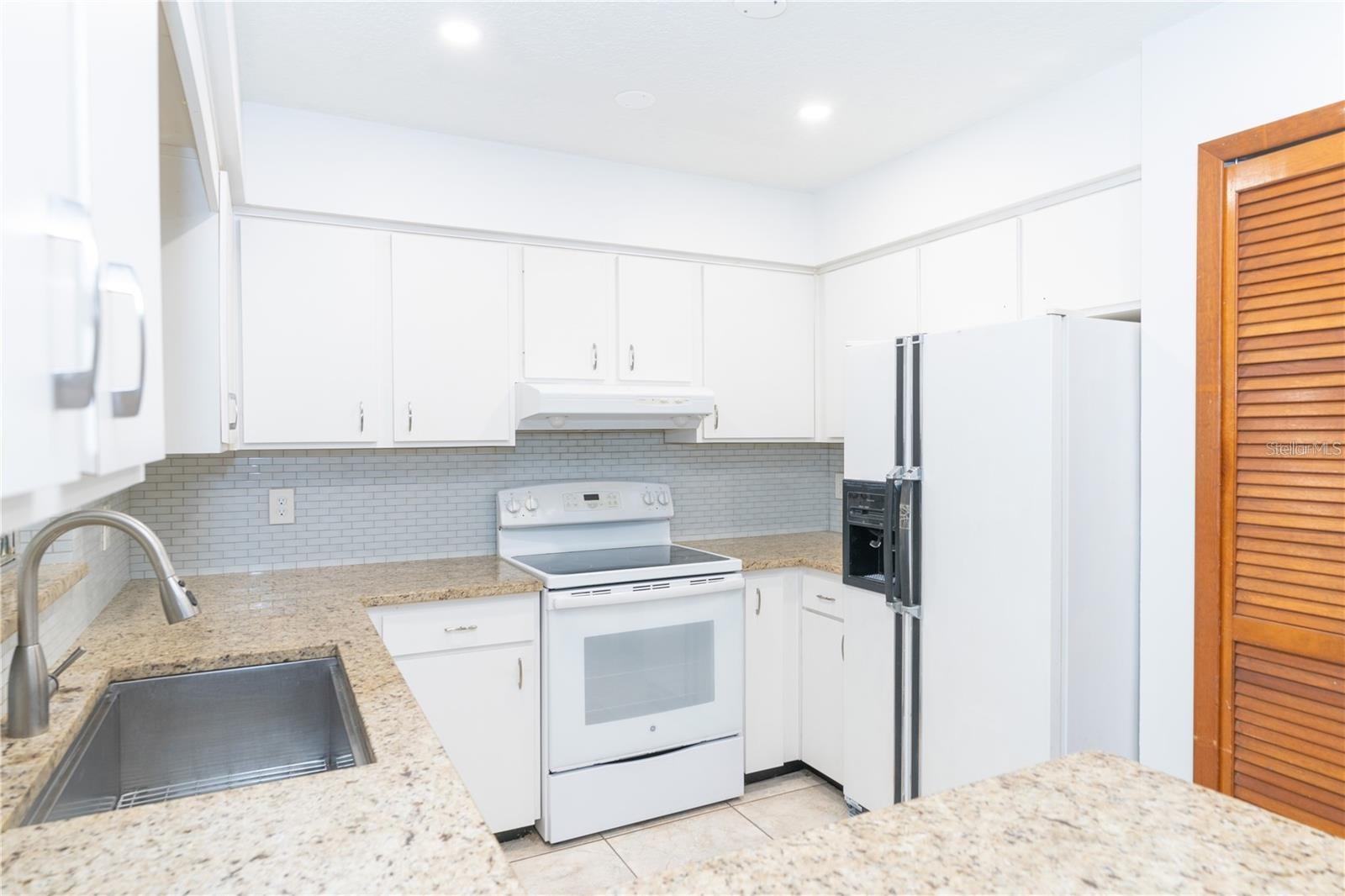 Image 10 of 24 For 11775 Sawyer Street
