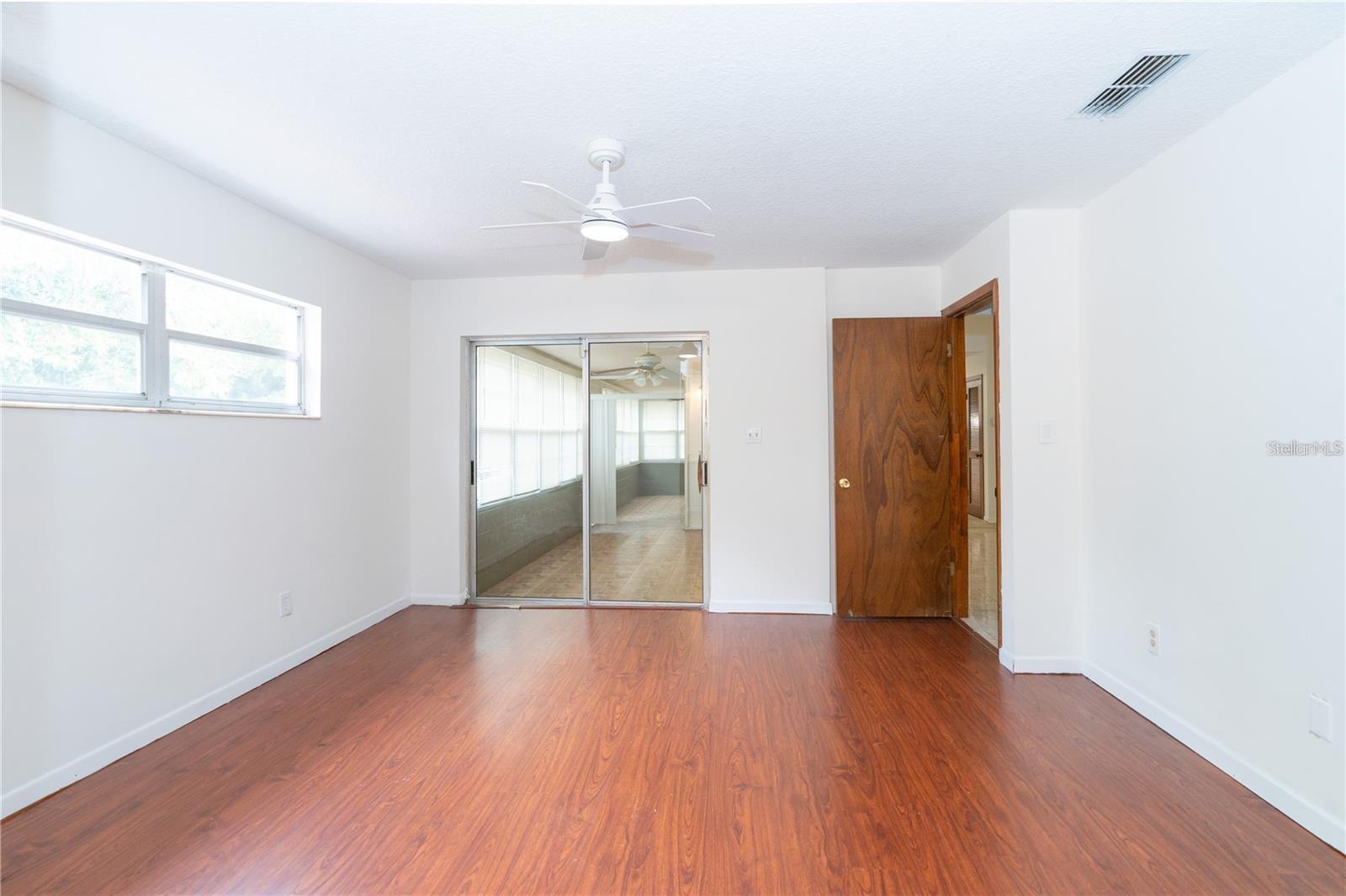 Image 14 of 24 For 11775 Sawyer Street