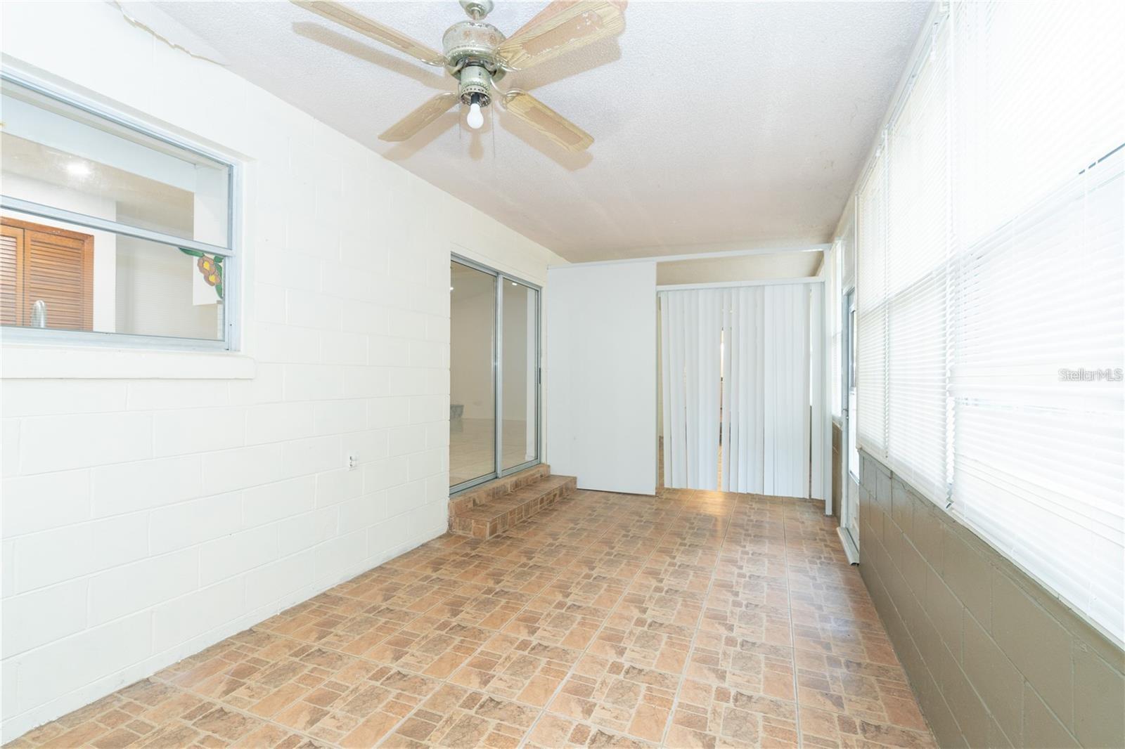 Image 19 of 24 For 11775 Sawyer Street