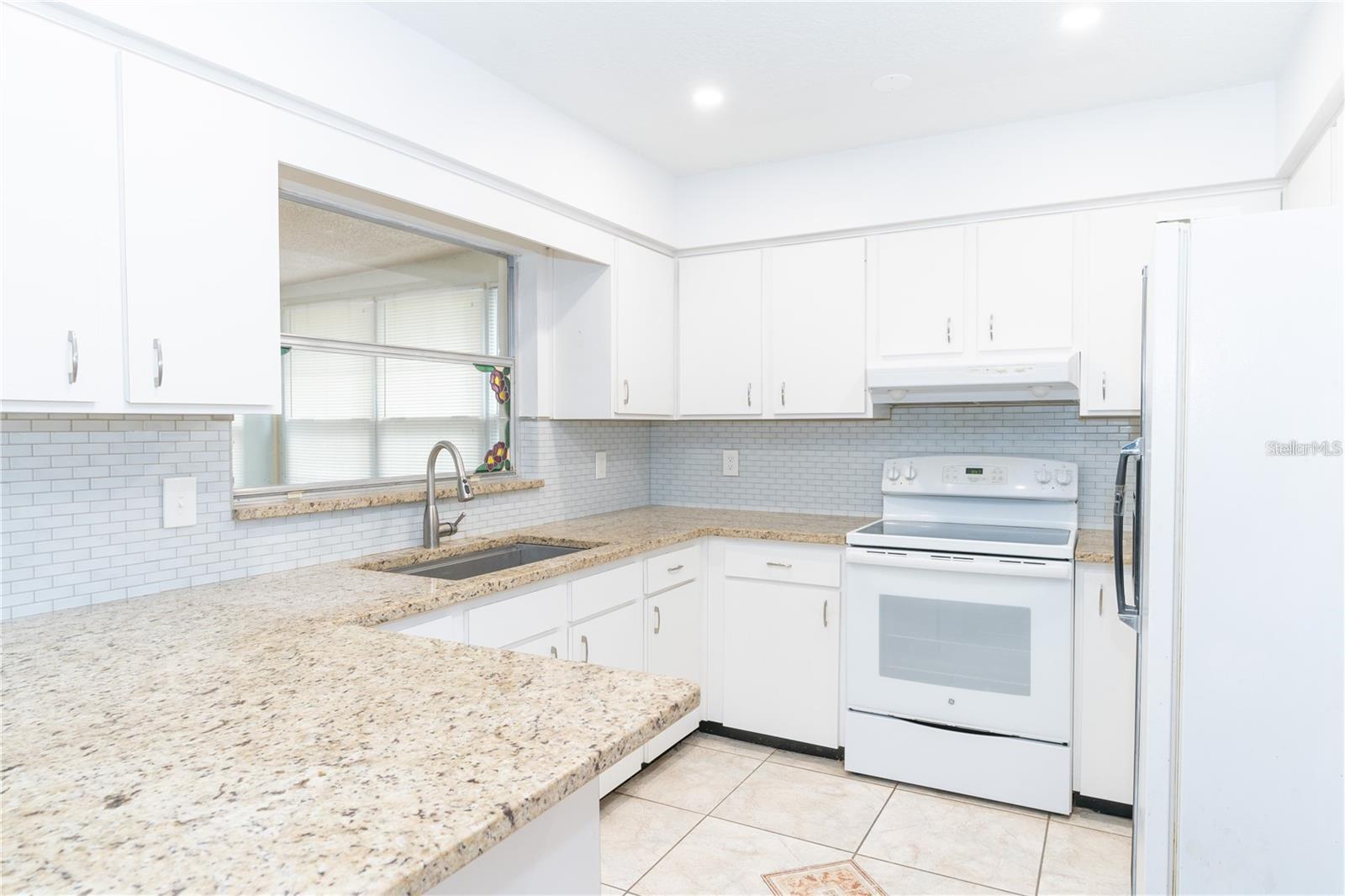 Image 8 of 24 For 11775 Sawyer Street