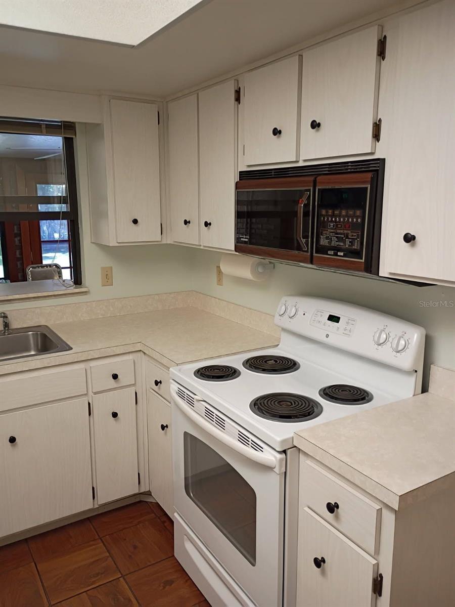 Image 3 of 11 For 4145 Polaris Avenue