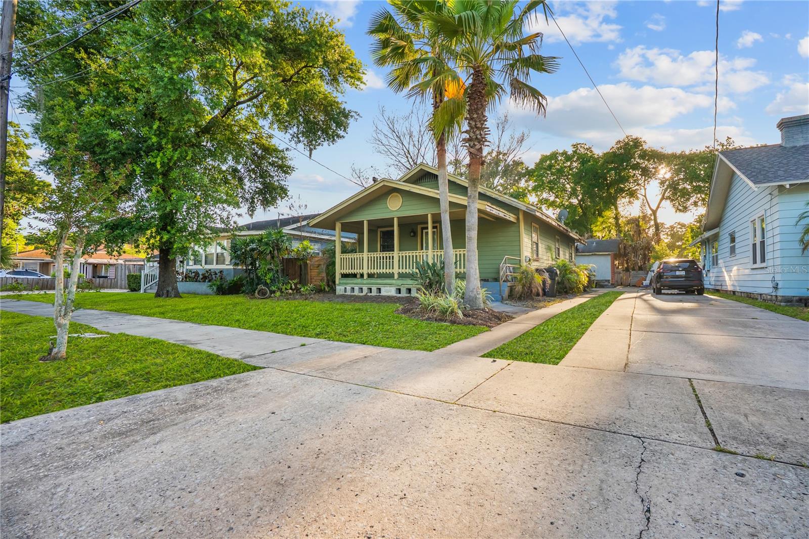 Image 10 of 42 For 2214 Depauw Avenue