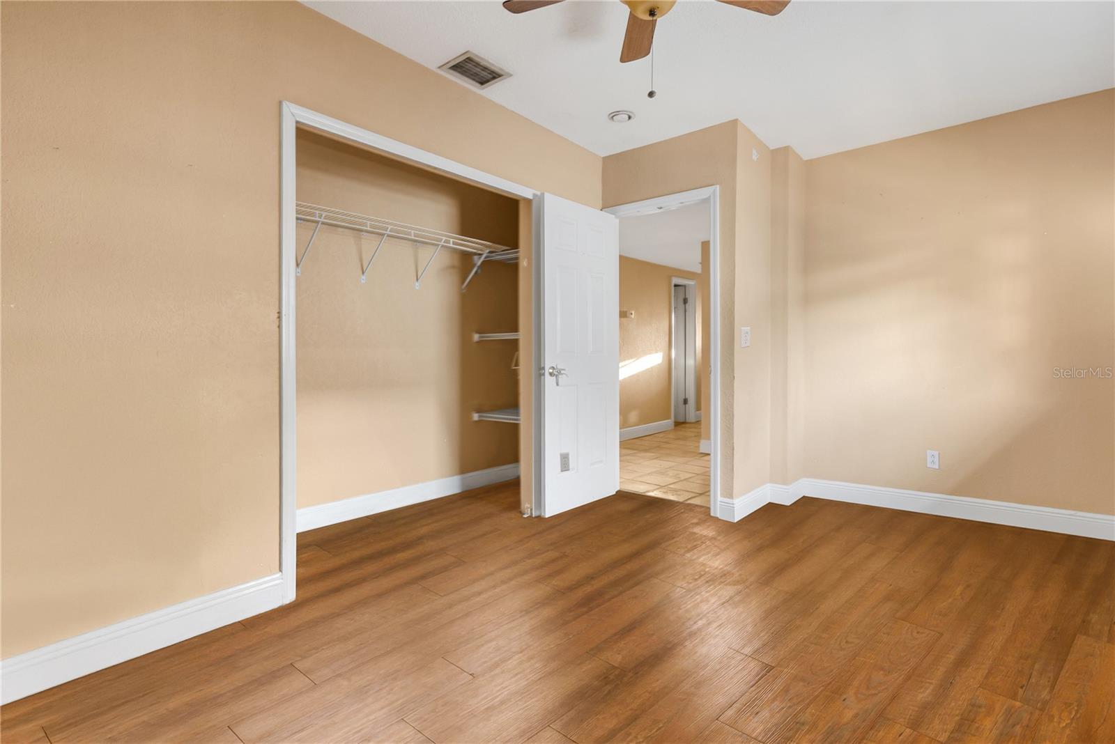 Image 18 of 42 For 2214 Depauw Avenue