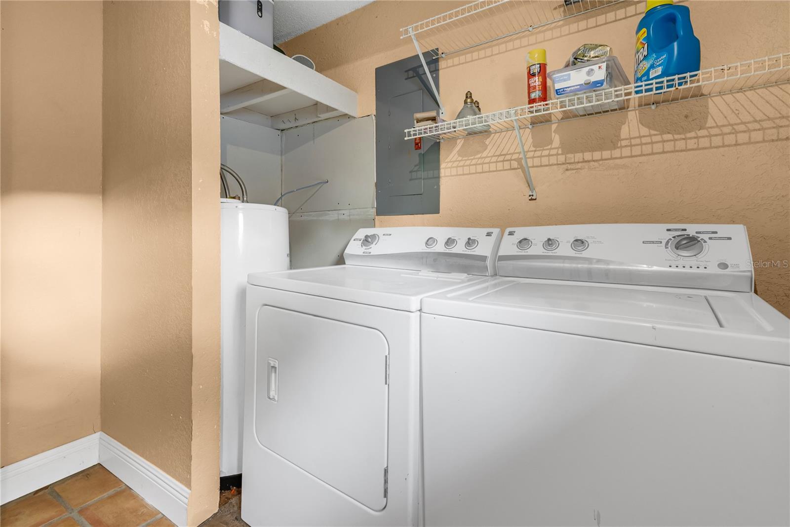 Image 25 of 42 For 2214 Depauw Avenue