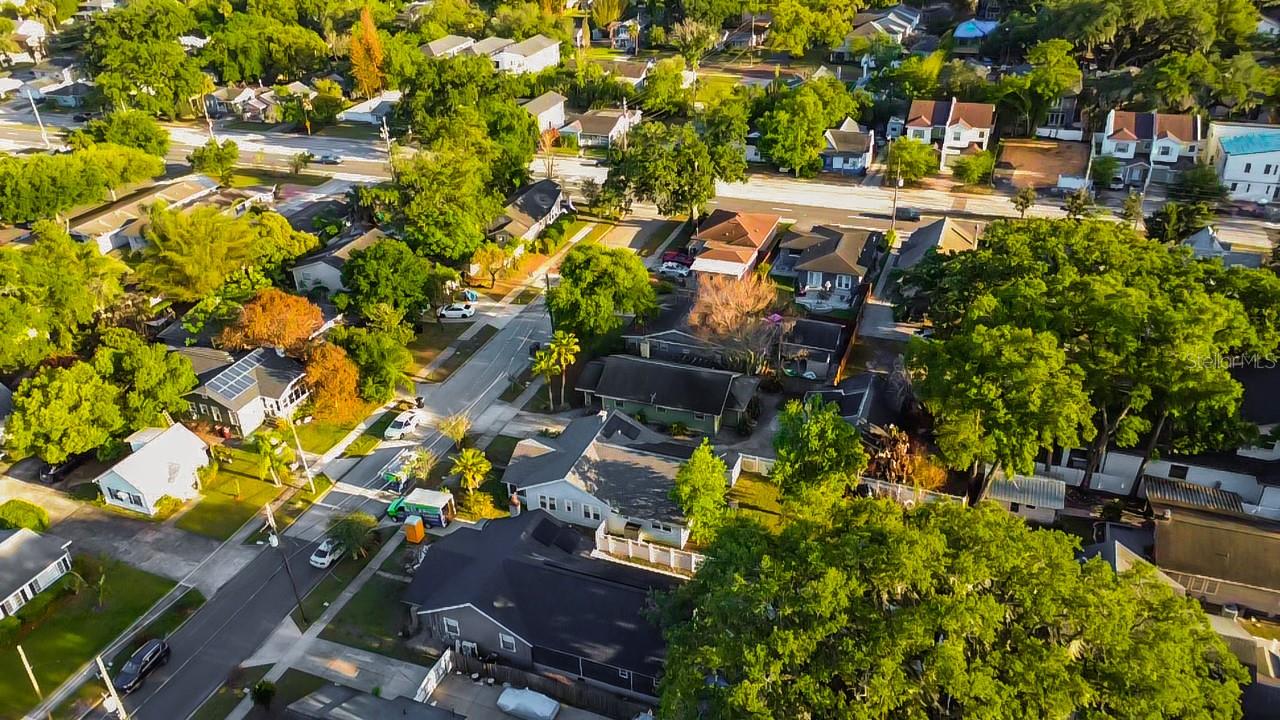 Image 4 of 42 For 2214 Depauw Avenue