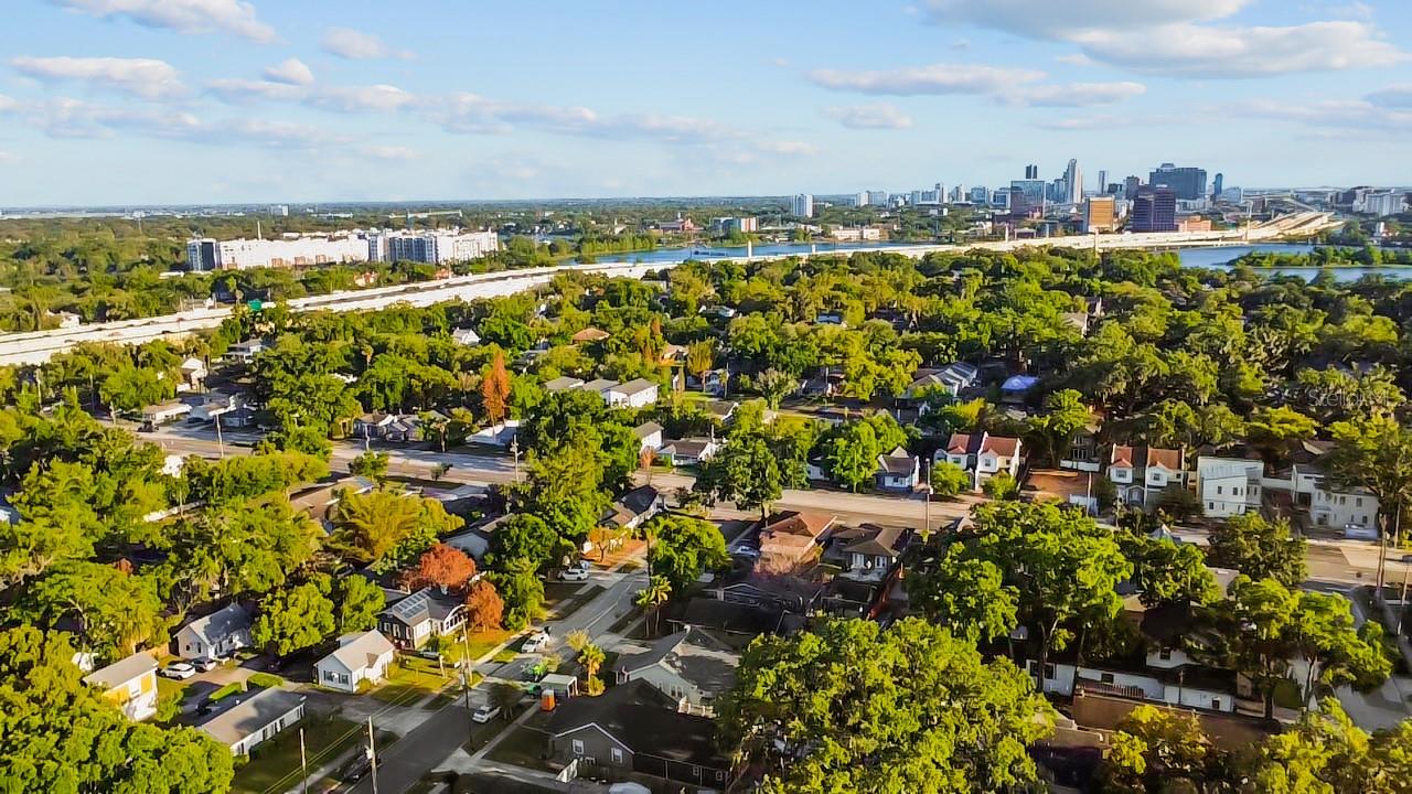 Image 5 of 42 For 2214 Depauw Avenue