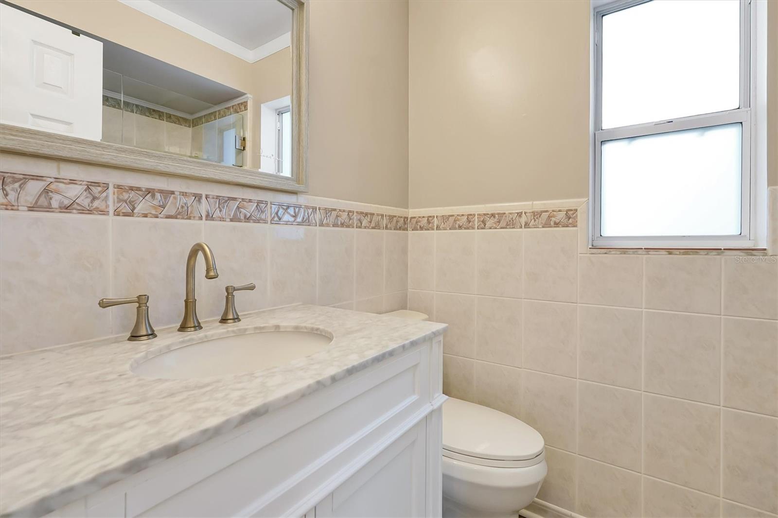 Image 13 of 28 For 623 Lakespur Lane