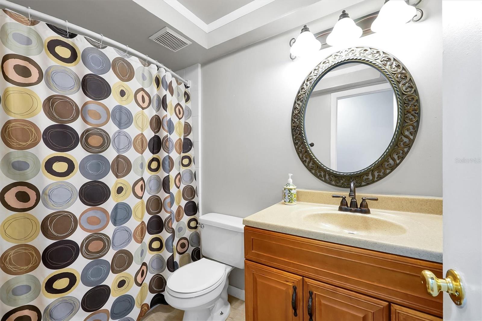 Image 16 of 28 For 623 Lakespur Lane