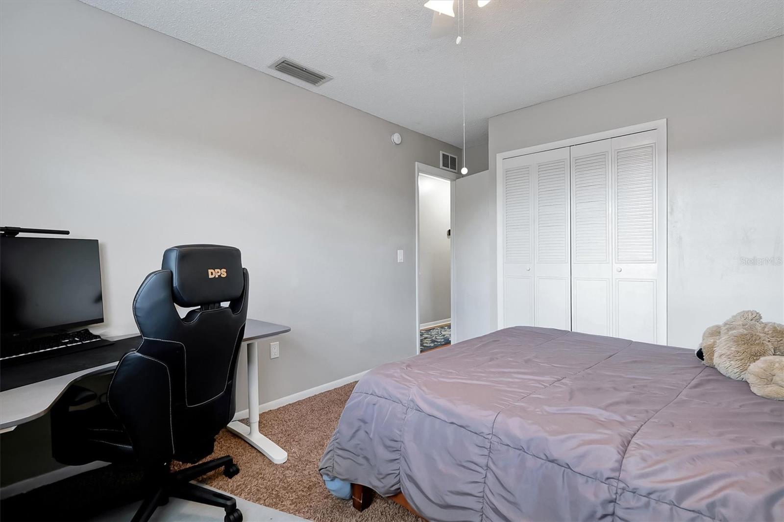 Image 18 of 28 For 623 Lakespur Lane