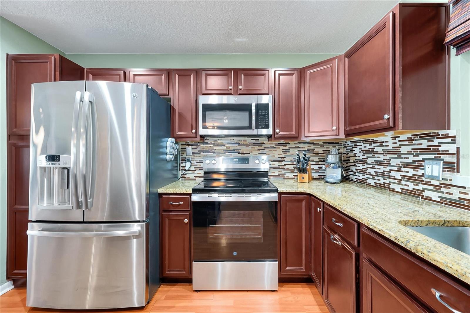 Image 8 of 28 For 623 Lakespur Lane