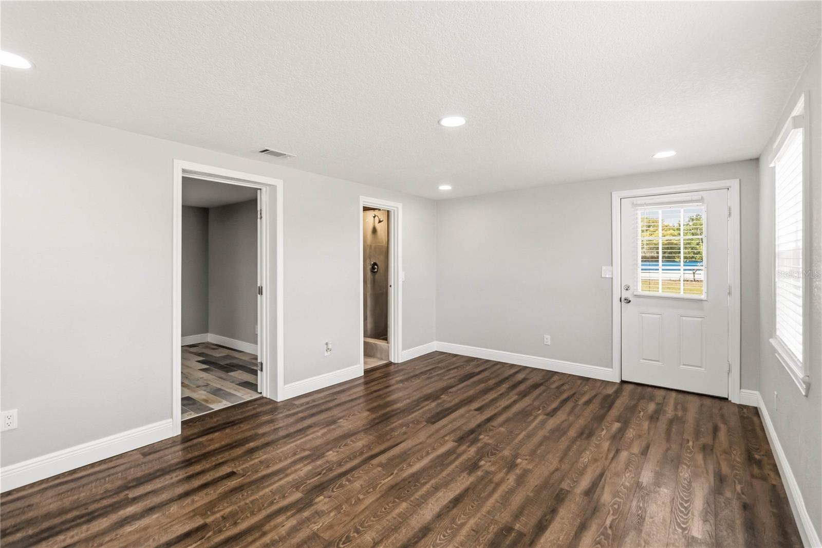 Image 27 of 37 For 4116 Goldenrod Road