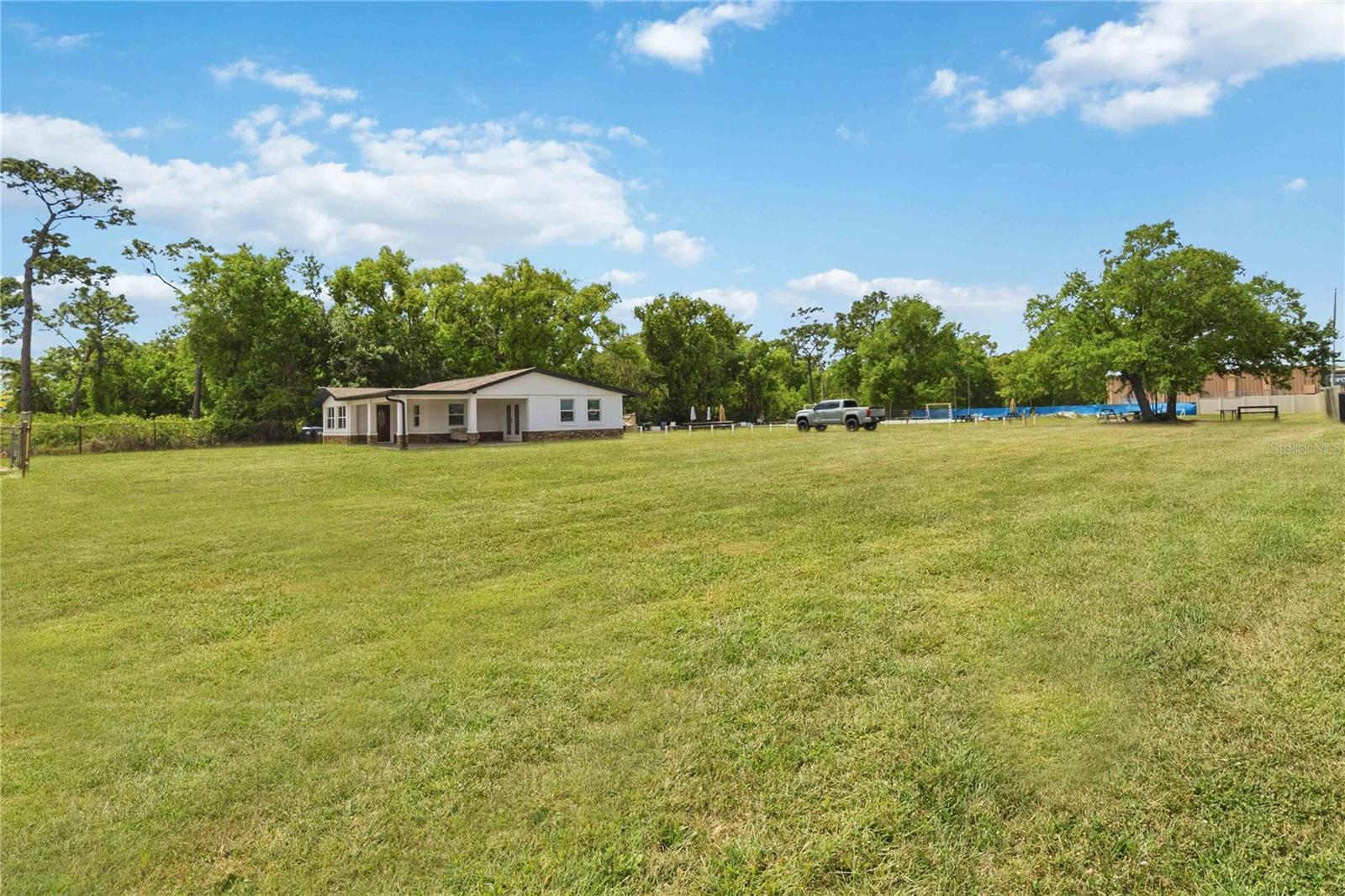 Image 6 of 37 For 4116 Goldenrod Road