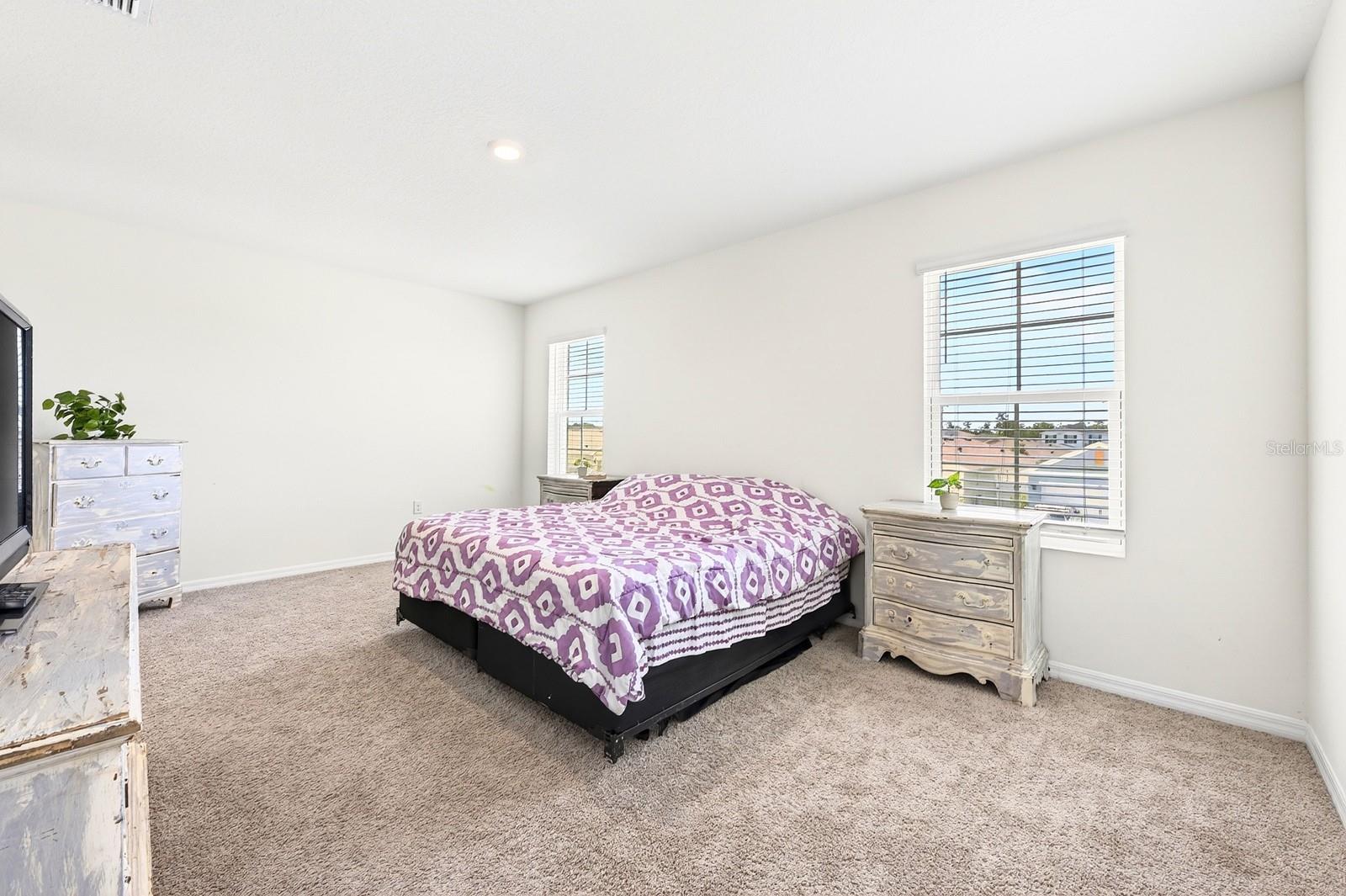 Image 10 of 27 For 182 Amberwood Way