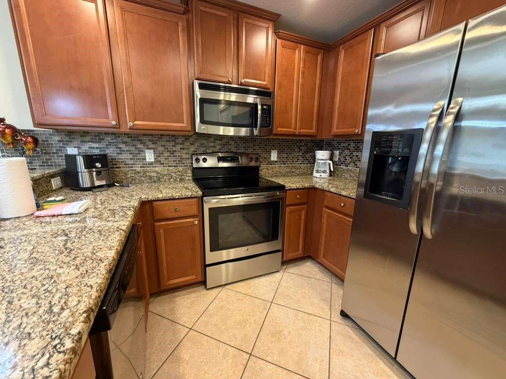 Image 4 of 25 For 8931 Azalea Sands Lane