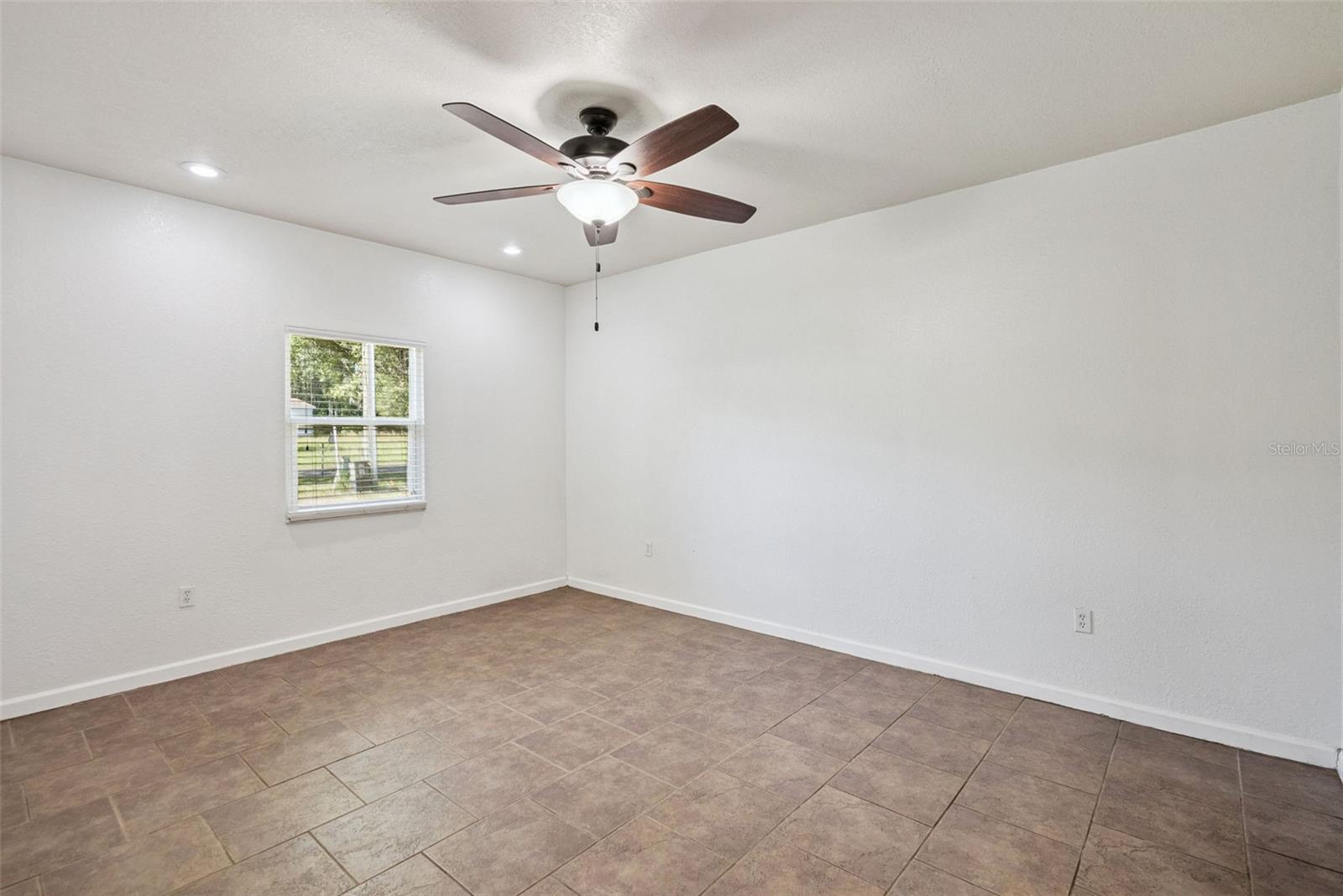 Image 16 of 29 For 311 Lewis Avenue