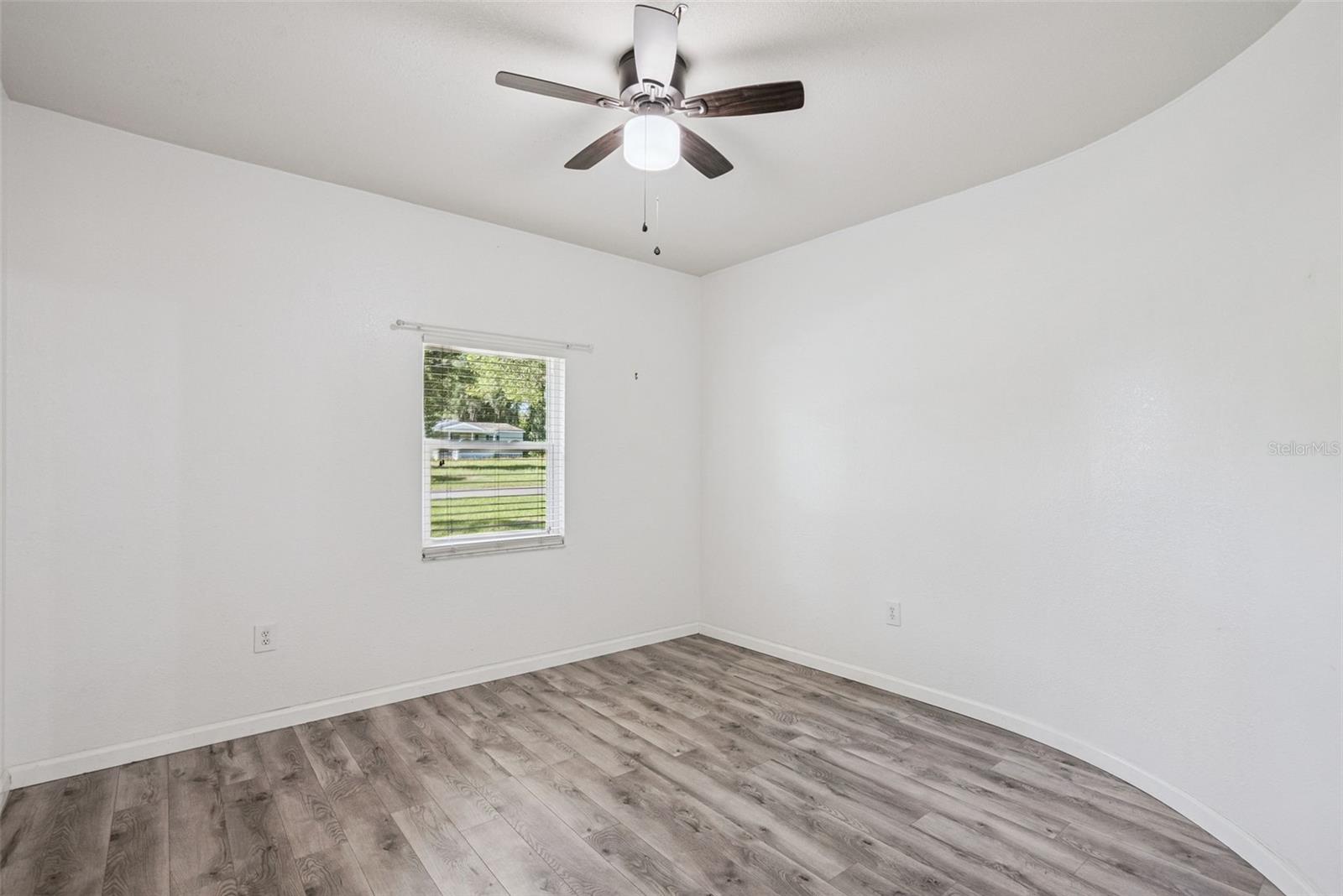 Image 18 of 29 For 311 Lewis Avenue