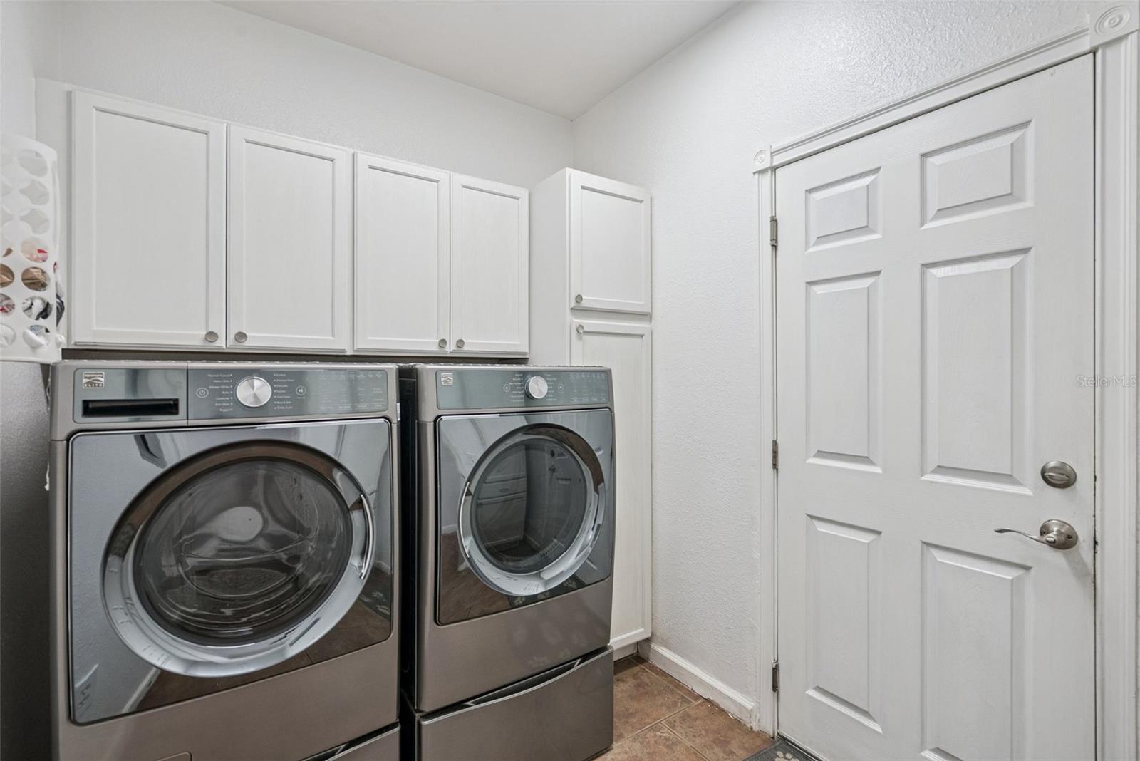 Image 24 of 29 For 311 Lewis Avenue