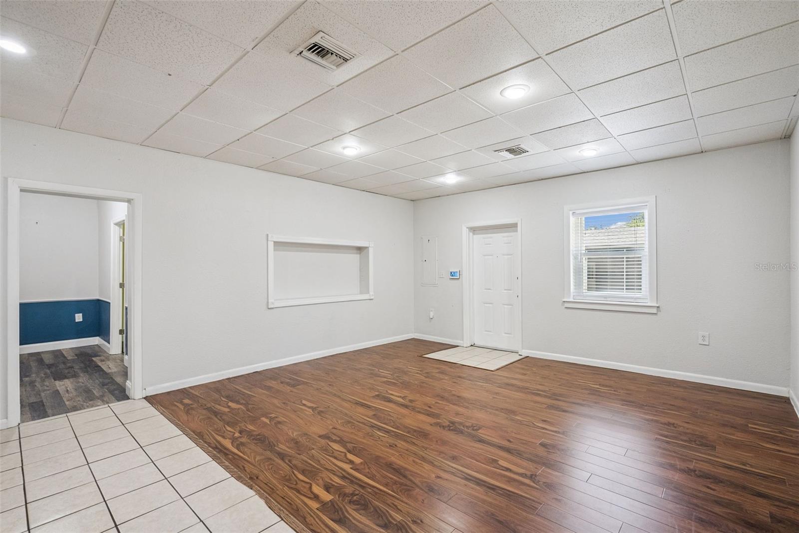 Image 6 of 29 For 311 Lewis Avenue