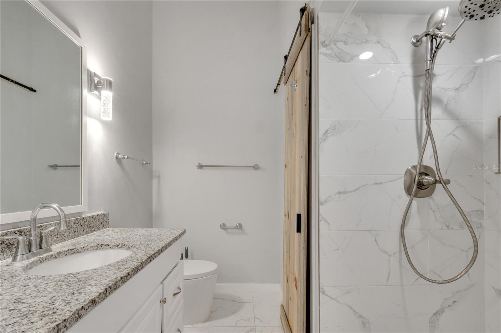 Image 18 of 27 For 9426 Lake Lotta Circle