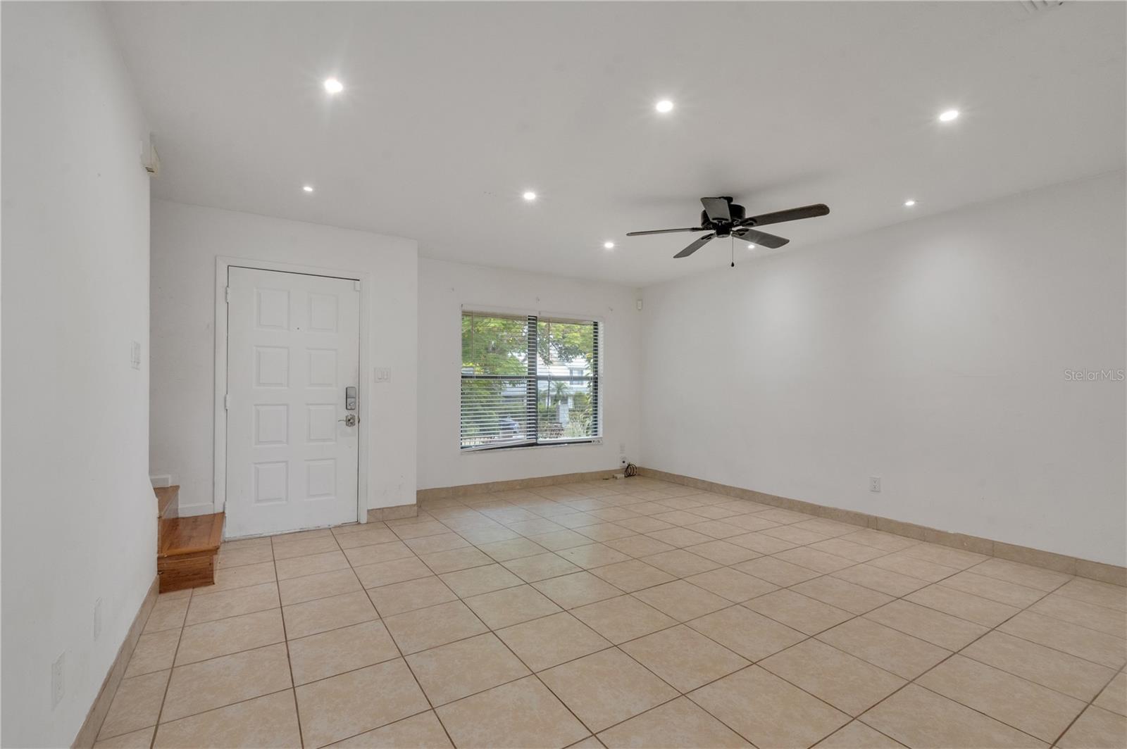 Image 4 of 27 For 9426 Lake Lotta Circle