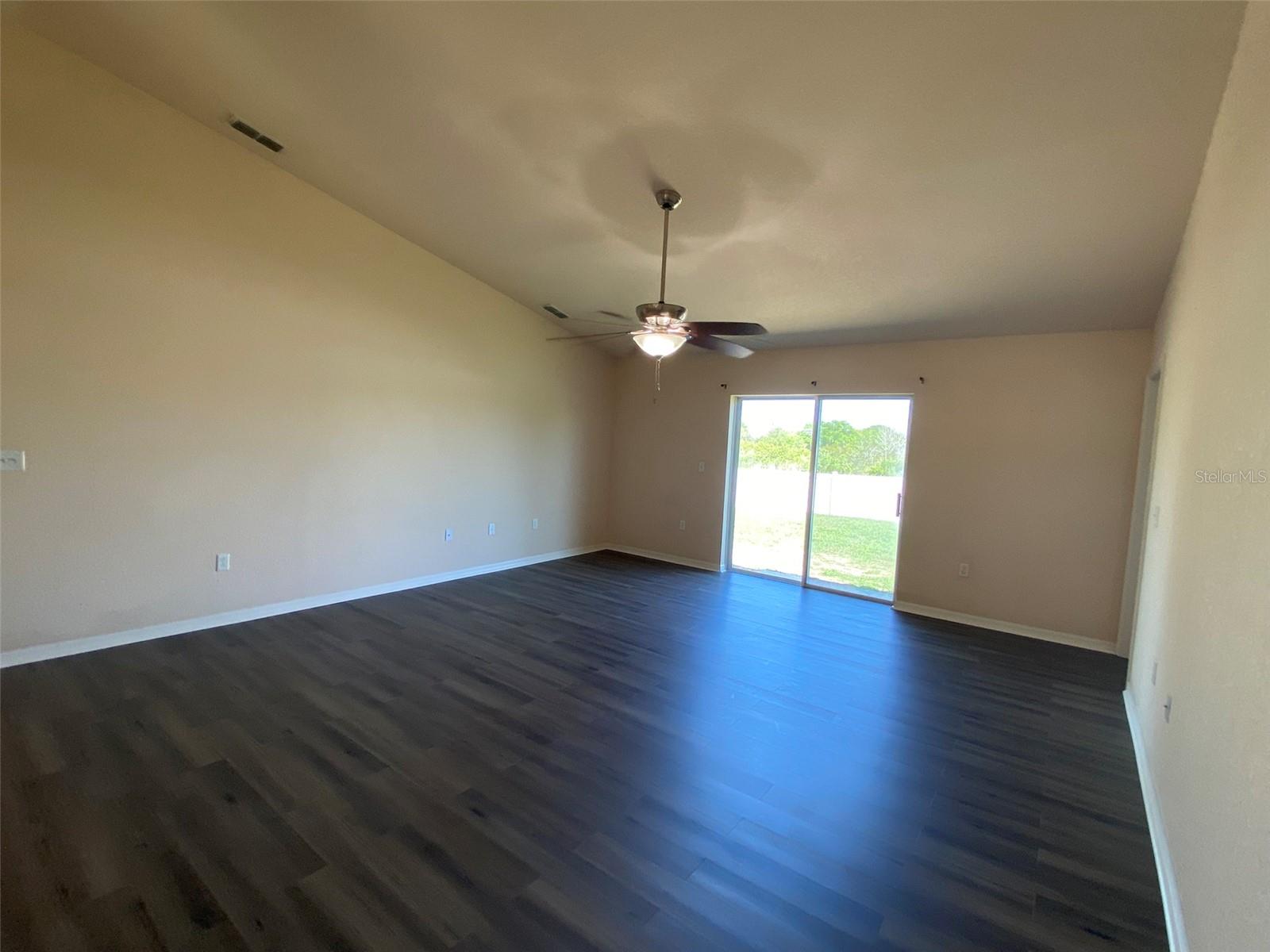 Image 20 of 27 For 250 Highland Meadows Court