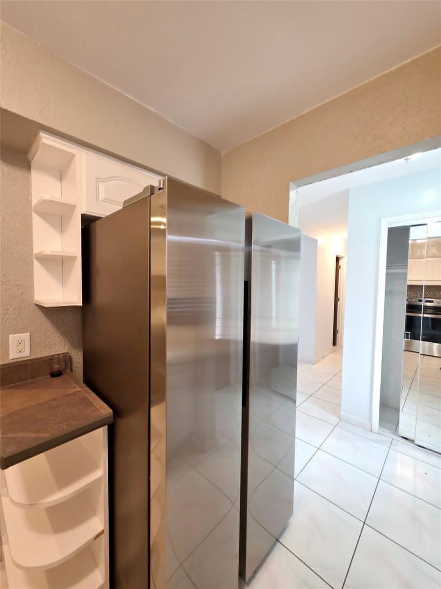 Image 9 of 29 For 812 Gullberry Lane