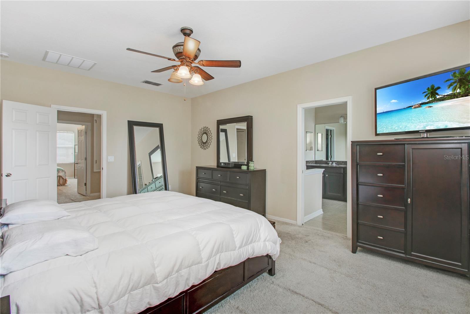 Image 30 of 41 For 9009 Vickroy Terrace