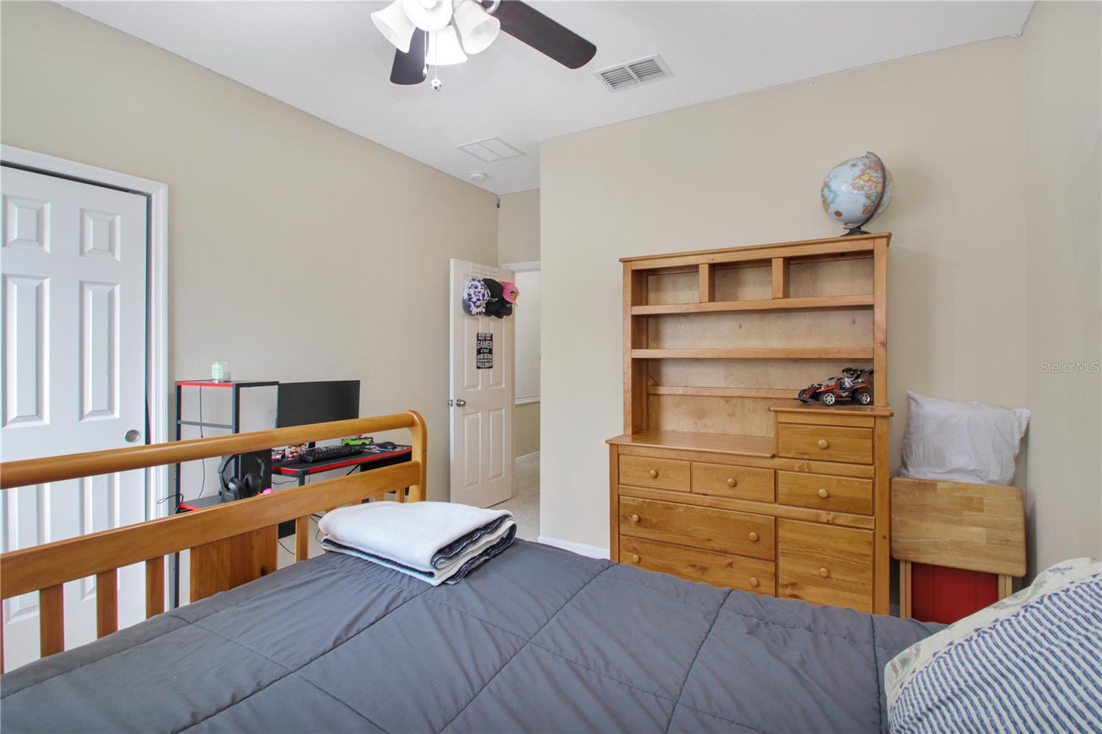 Image 40 of 41 For 9009 Vickroy Terrace