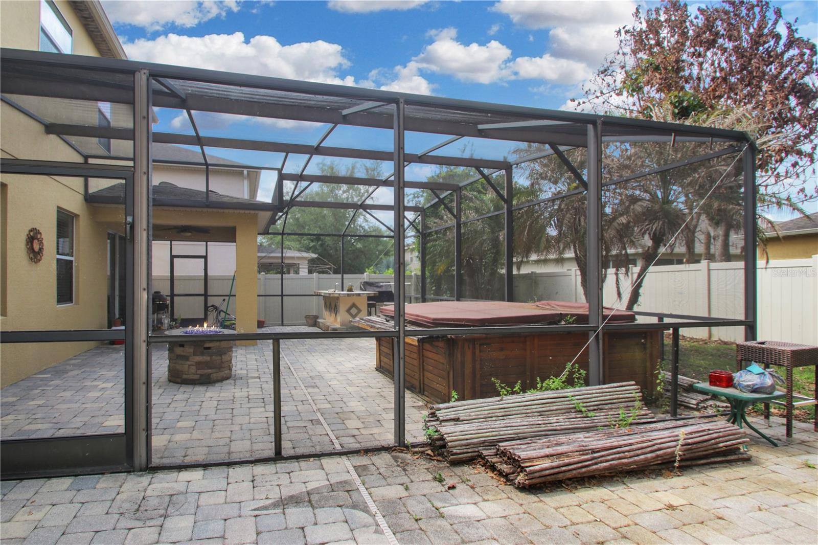 Image 5 of 41 For 9009 Vickroy Terrace