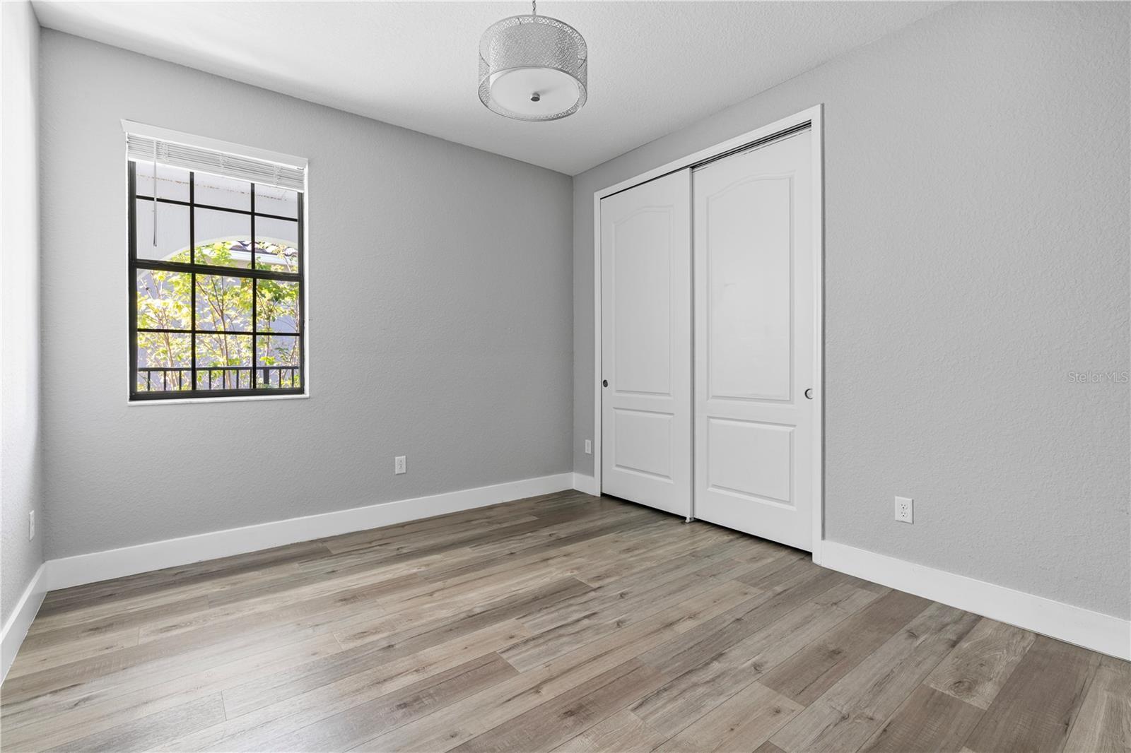 Image 44 of 53 For 13019 Woodford Street