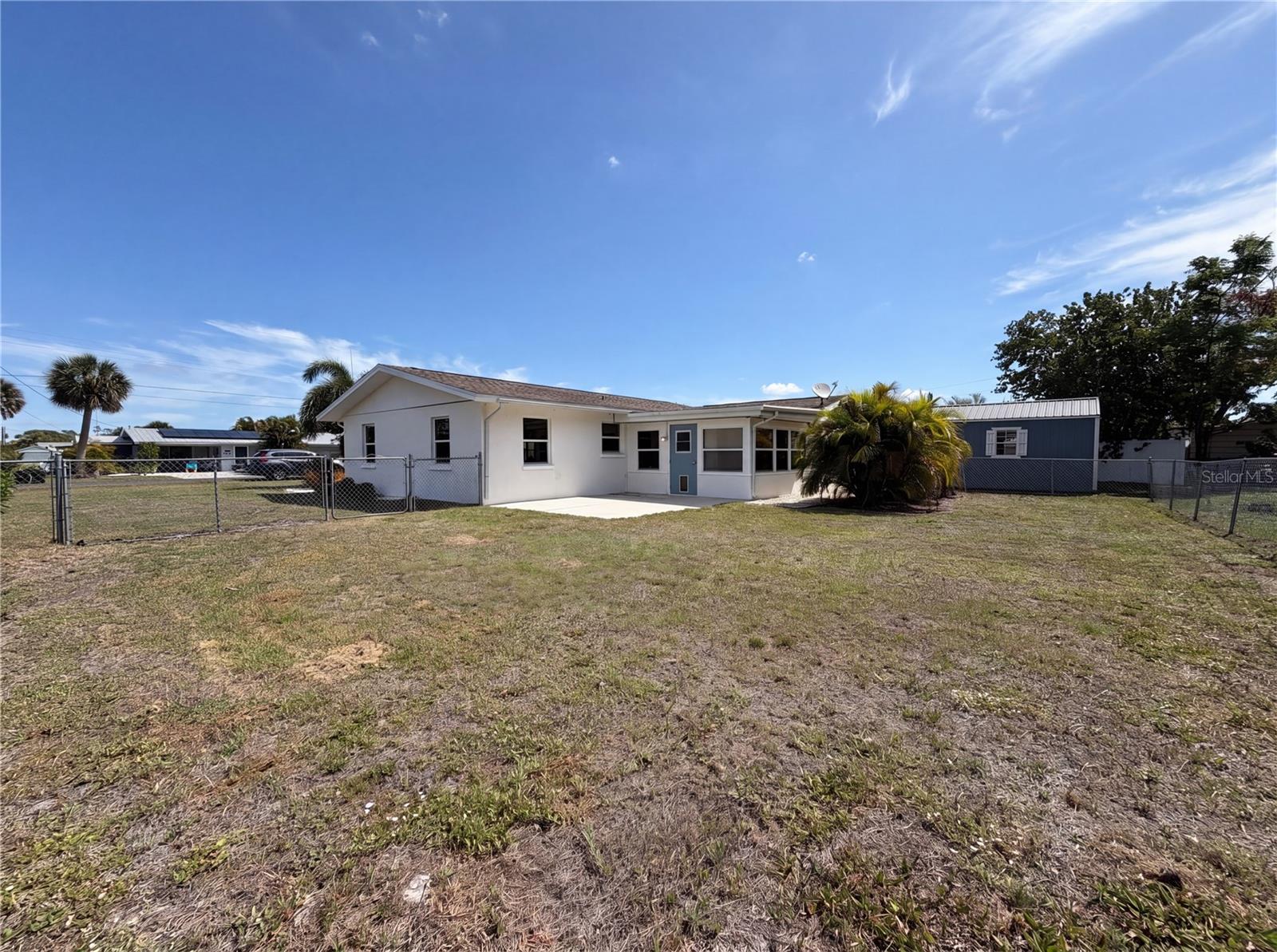 Image 5 of 28 For 829 4th Street