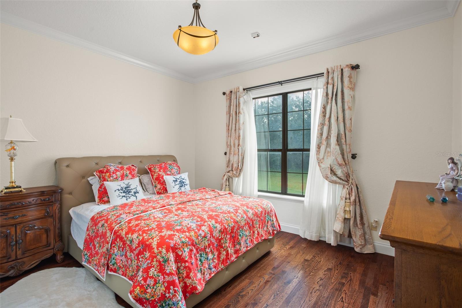 Image 28 of 53 For 9011 Pinnacle Circle