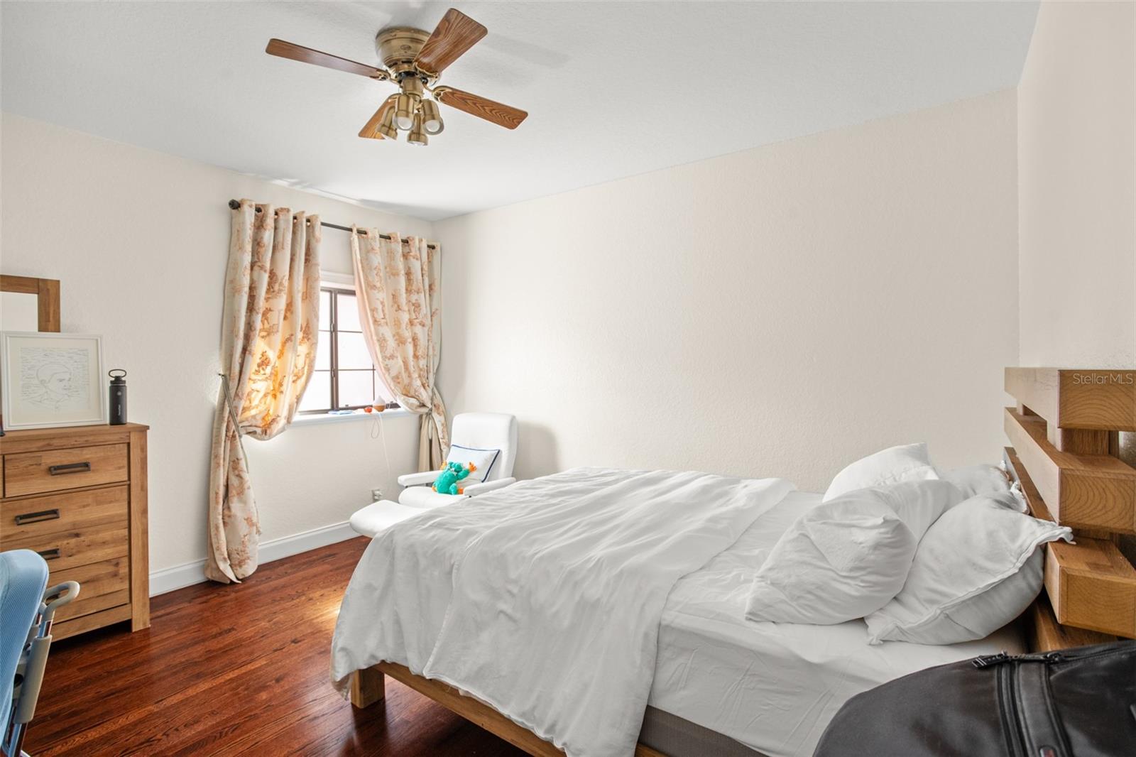 Image 38 of 53 For 9011 Pinnacle Circle