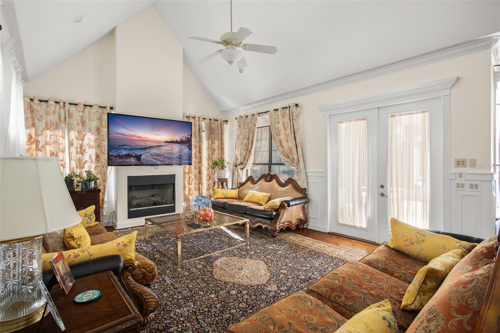 Image 9 of 53 For 9011 Pinnacle Circle