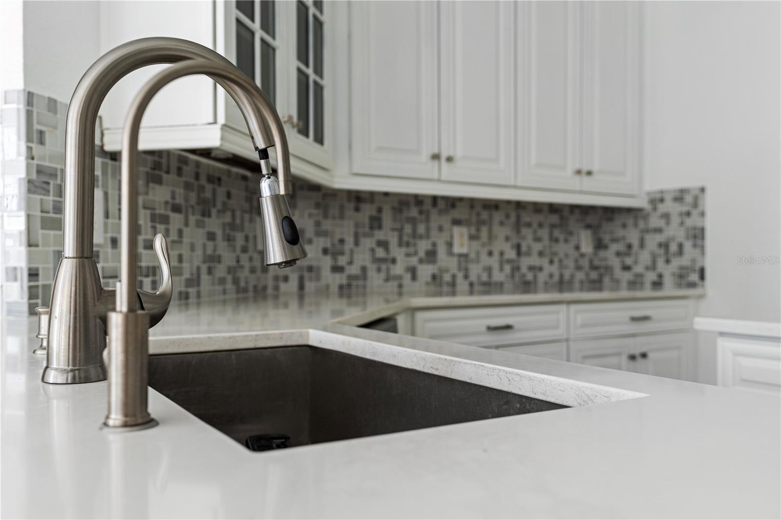 Image 36 of 53 For 13019 Woodford Street