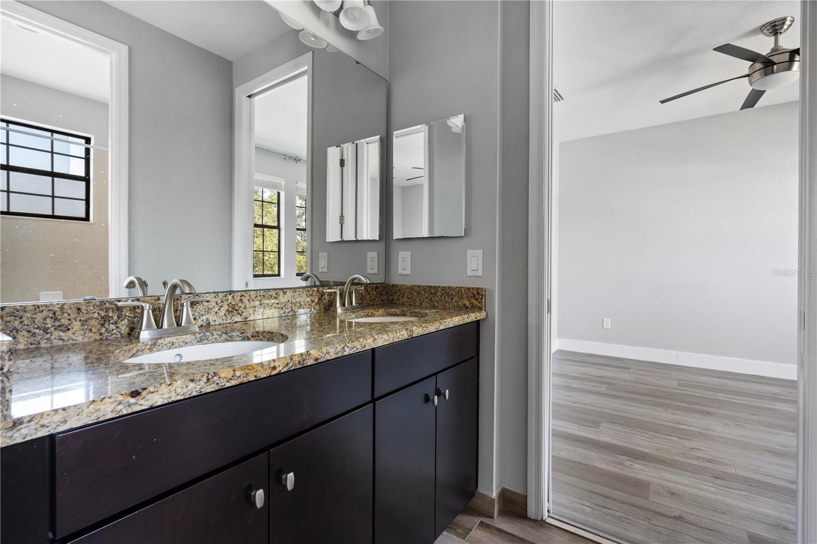 Image 47 of 53 For 13019 Woodford Street