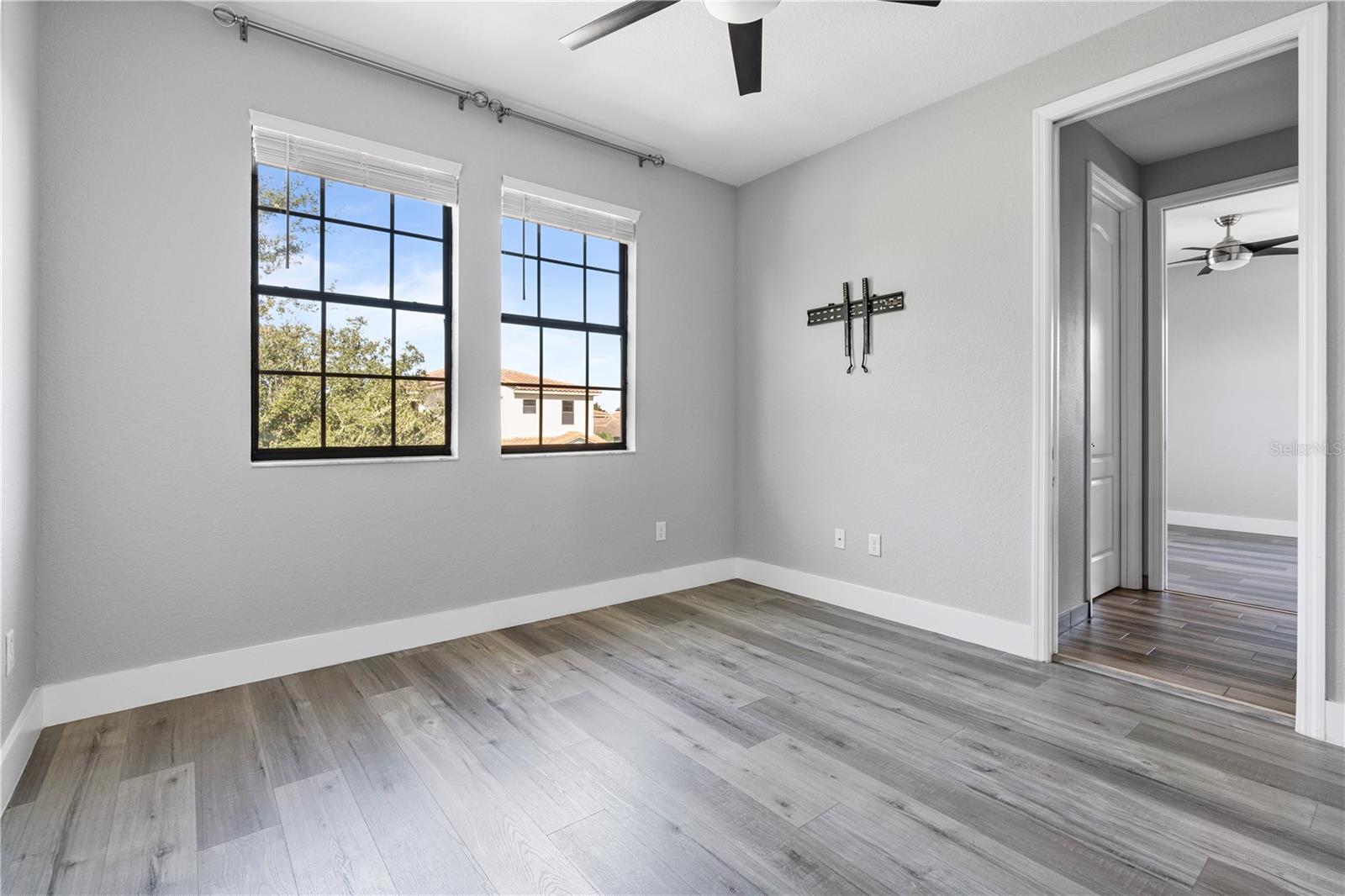 Image 49 of 53 For 13019 Woodford Street