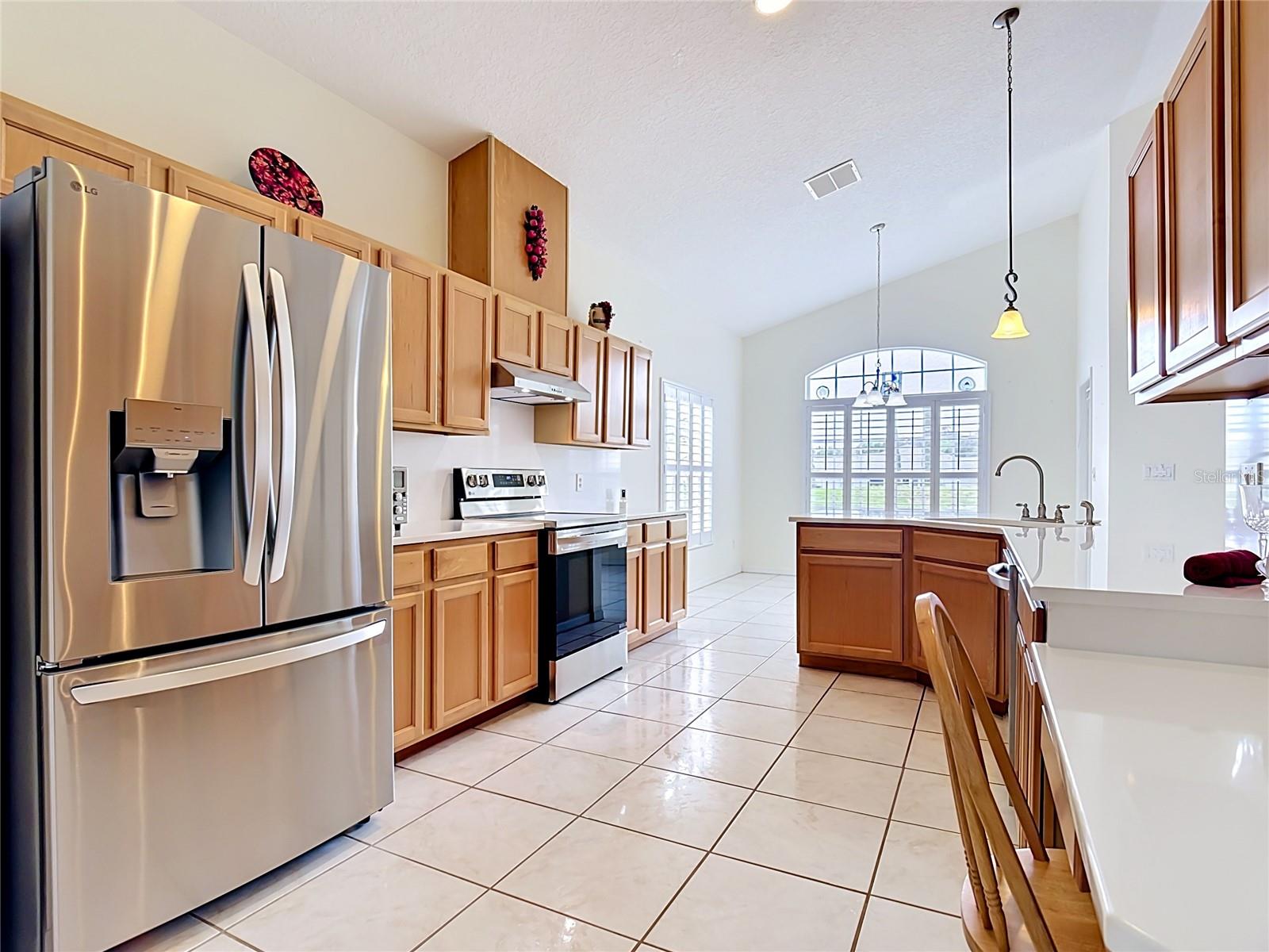 Image 4 of 56 For 322 High Vista Drive